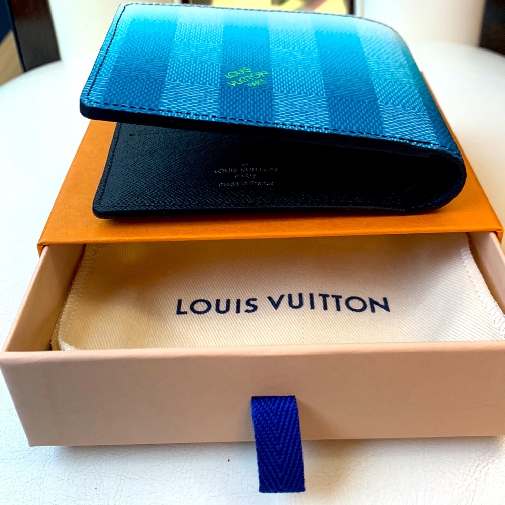Brand New Louis Vuitton Multiple Wallet - Picture 6 of 6